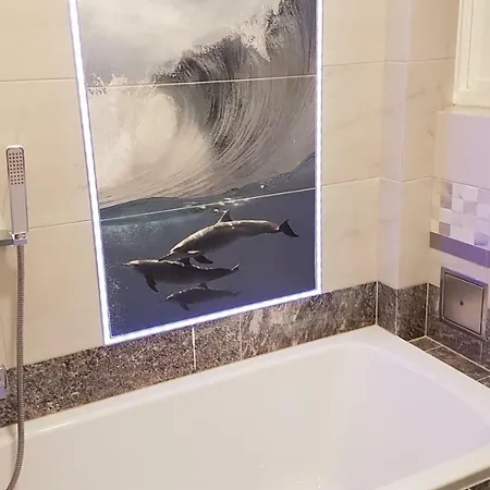 아파트 Charming 2 Br *